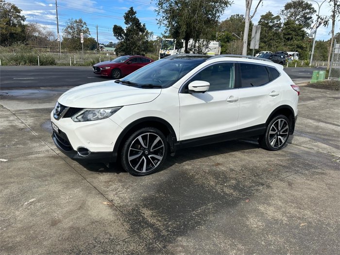 2015 NISSAN QASHQAI Ti