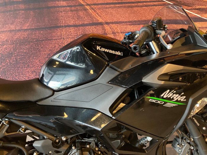 2024 Kawasaki Ninja 500 (EX500G) Ninja Black