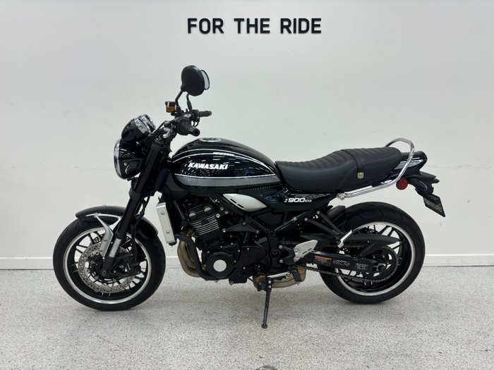 2021 Kawasaki Z900 (ZR900) Black