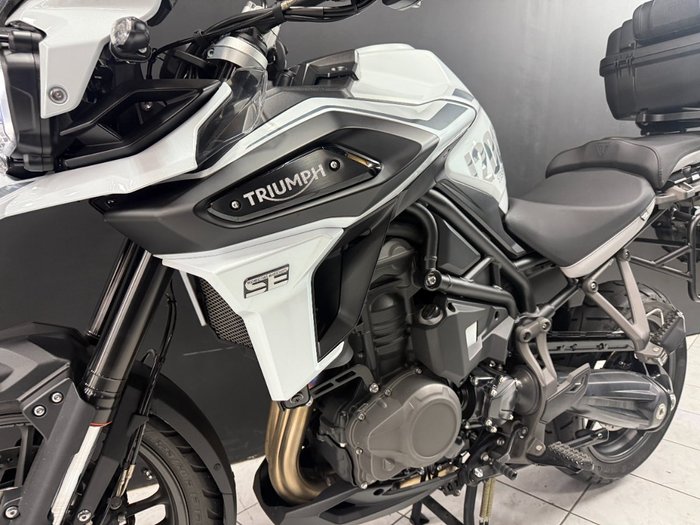 2020 TRIUMPH TIGER 1200 ALPINE White
