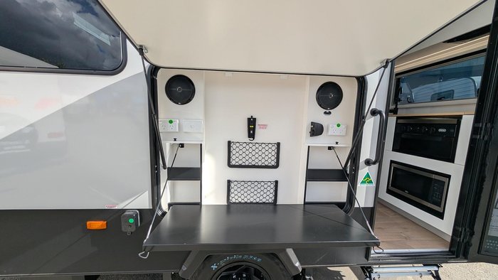 2025 Traveller 13' Destination Cruise