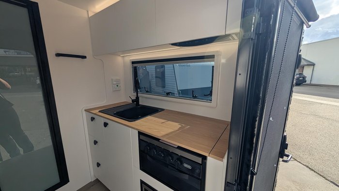 2025 Traveller 13' Destination Cruise