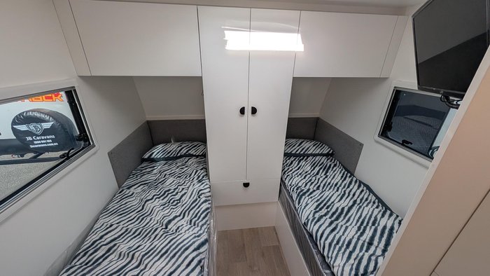 2025 Traveller 13' Destination Cruise