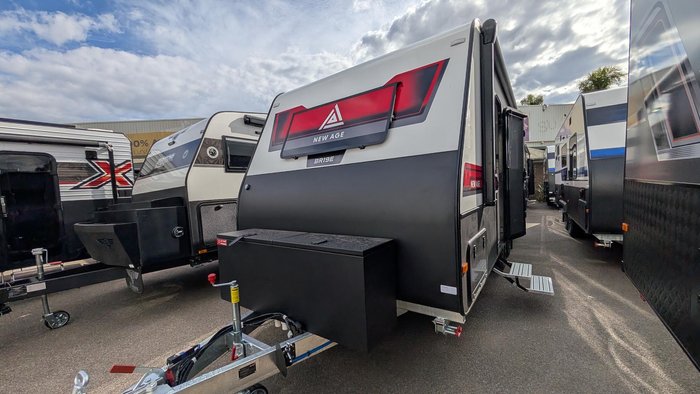2025 New Age Caravans 19' Big Red Slide Out Save $11,099 Was $110,990