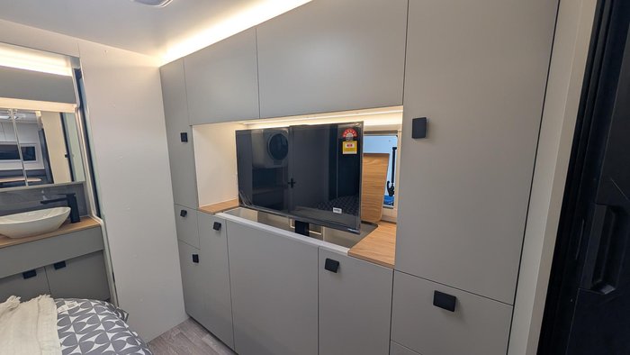 2025 New Age Caravans 19' Big Red Slider