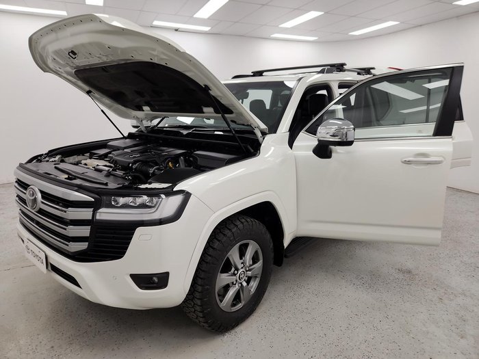 2022 Toyota Landcruiser Sahara FJA300R 4X4 Dual Range Crystal Pearl