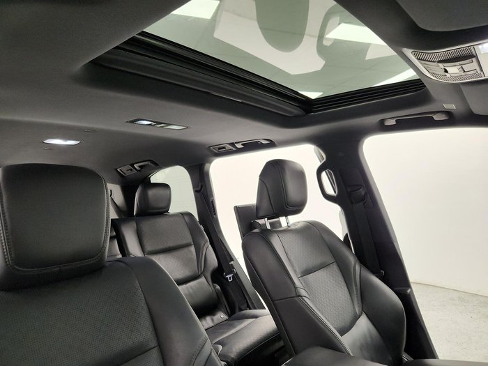 2022 Toyota Landcruiser Sahara FJA300R 4X4 Dual Range Crystal Pearl
