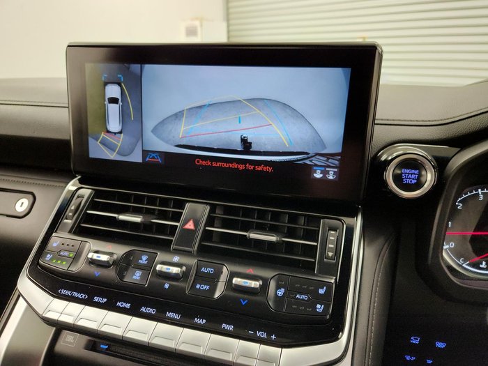 2022 Toyota Landcruiser Sahara FJA300R 4X4 Dual Range Crystal Pearl