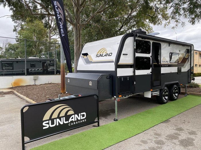 2025 Sunland 19.6