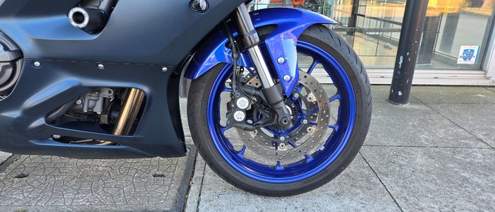 2024 Yamaha YZF-R7LA BLUE