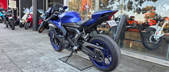 2024 Yamaha YZF-R7LA BLUE