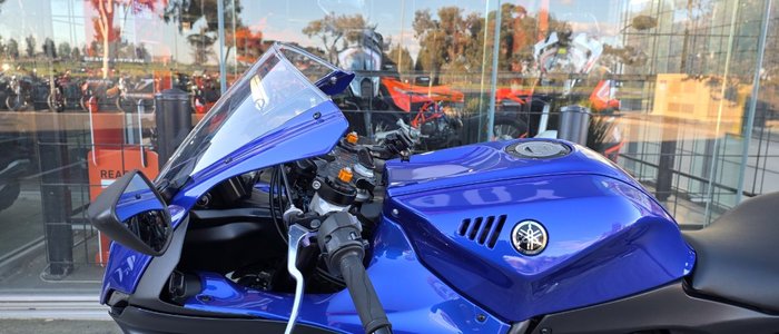 2024 Yamaha YZF-R7LA BLUE