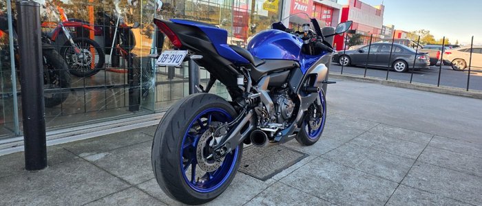2024 Yamaha YZF-R7LA BLUE