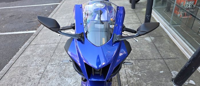 2024 Yamaha YZF-R7LA BLUE