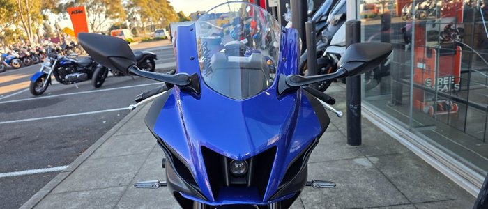 2024 Yamaha YZF-R7LA BLUE