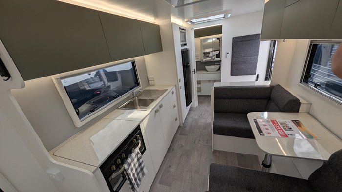2025 New Age Caravans 19' Manta Ray Escape Save $14,330 Was $80,990