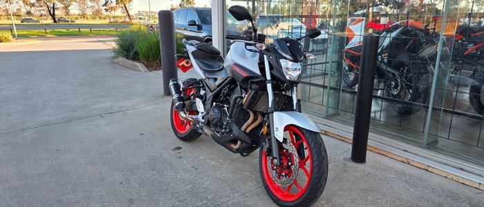 2018 Yamaha MT-03 (MT03LA) (ABS) GREY
