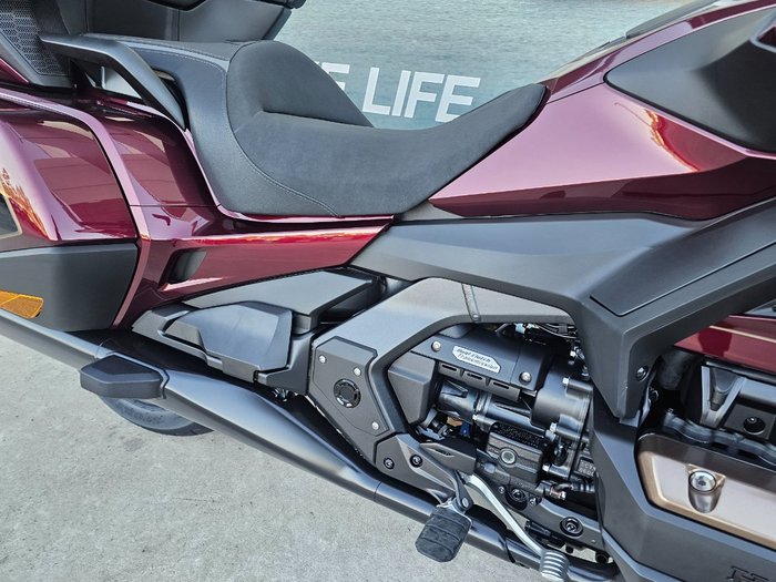 2025 Honda GL1800DA ABS GOLDWING TOUR PRE Red