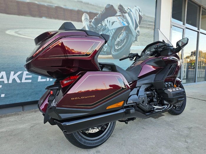 2025 Honda GL1800DA ABS GOLDWING TOUR PRE Red