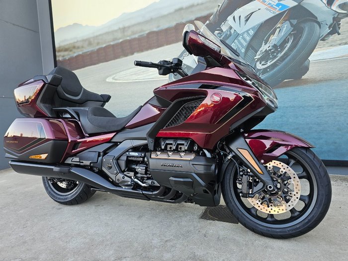 2025 Honda GL1800DA ABS GOLDWING TOUR PRE Red