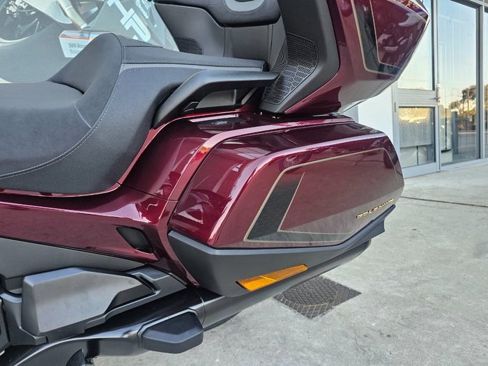 2025 Honda GL1800DA ABS GOLDWING TOUR PRE Red