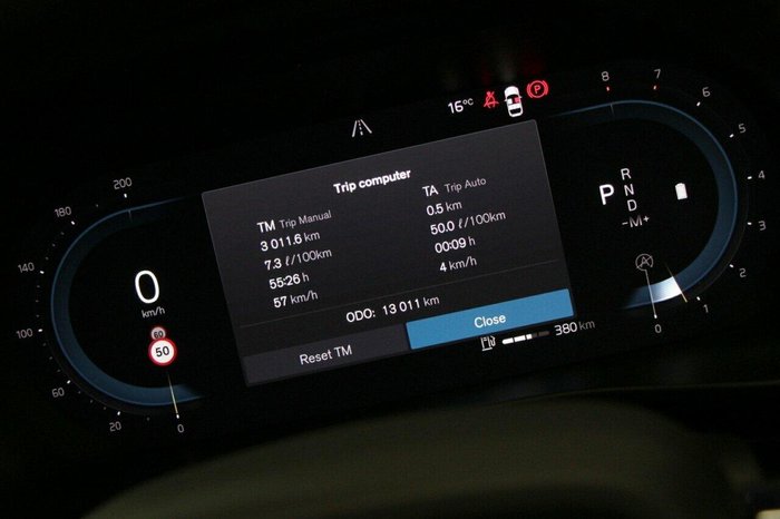 2024 Volvo XC40 Ultimate B4 Dark MY24 AWD Silver Dawn
