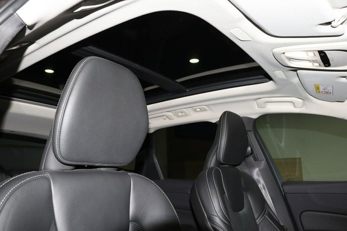 2023 Volvo XC60 Ultimate B5 Bright MY23 AWD Platinum Grey