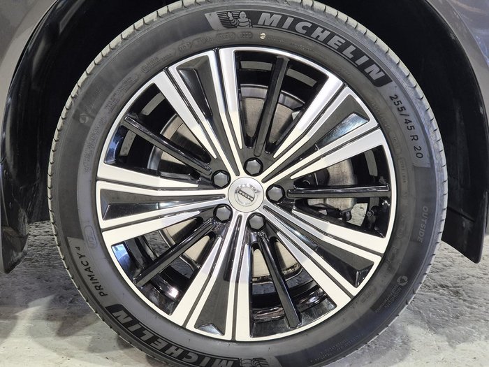 2023 Volvo XC60 Ultimate B5 Bright MY23 AWD Platinum Grey