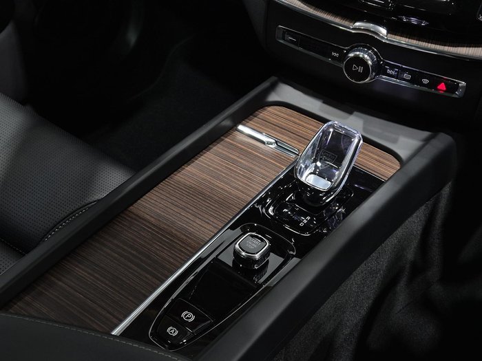 2023 Volvo XC60 Ultimate B5 Bright MY23 AWD Platinum Grey