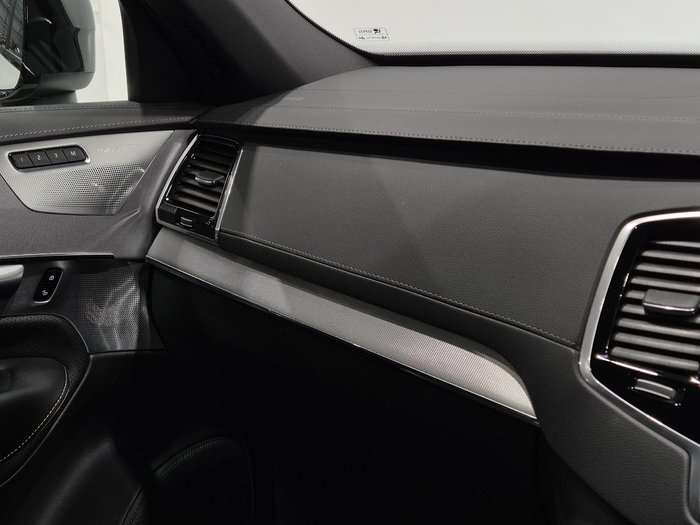 2024 Volvo XC90 Recharge Ultimate T8 Plug-In Hybrid MY24 AWD Crystal White