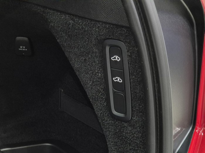 2024 Volvo XC90 Recharge Ultimate T8 Plug-In Hybrid MY24 AWD Crystal White
