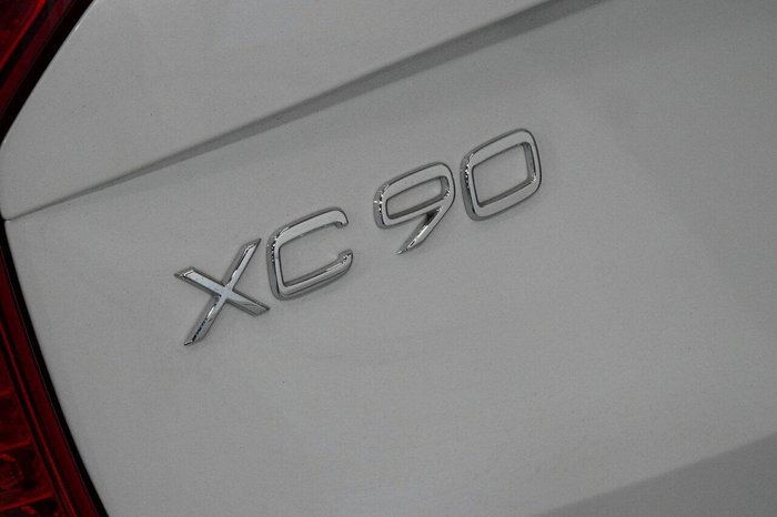 2024 Volvo XC90 Recharge Ultimate T8 Plug-In Hybrid MY24 AWD Crystal White