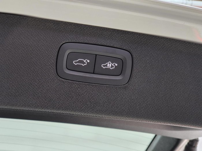 2024 Volvo XC90 Recharge Ultimate T8 Plug-In Hybrid MY24 AWD Crystal White