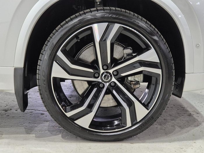 2024 Volvo XC90 Recharge Ultimate T8 Plug-In Hybrid MY24 AWD Crystal White