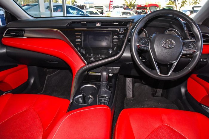 2018 Toyota Camry SX GSV70R Emotional Red