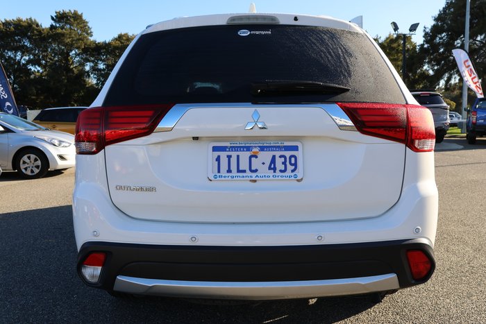 2018 Mitsubishi Outlander ES ADAS