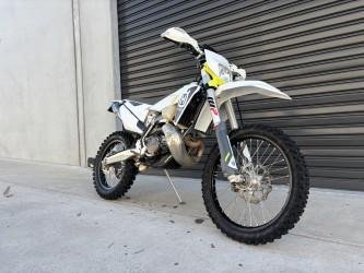 2022 Husqvarna TE 300i TE300 White