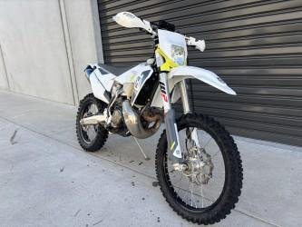 2022 Husqvarna TE 300i TE300 White