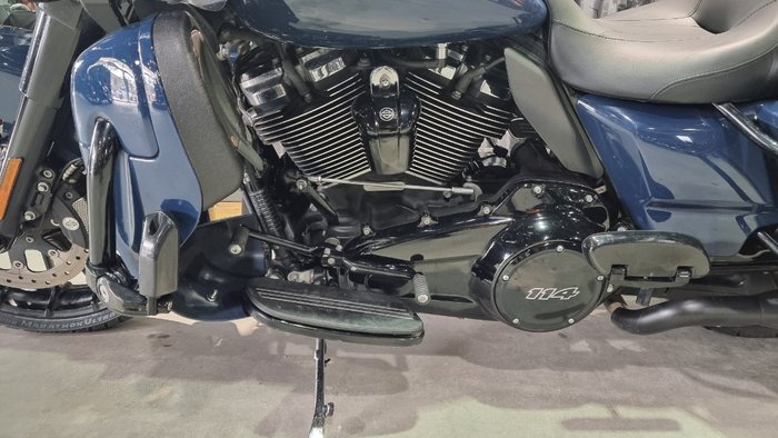 2019 Harley-davidson FLTRXS ROAD GLIDE SPECIAL Billiard Blue