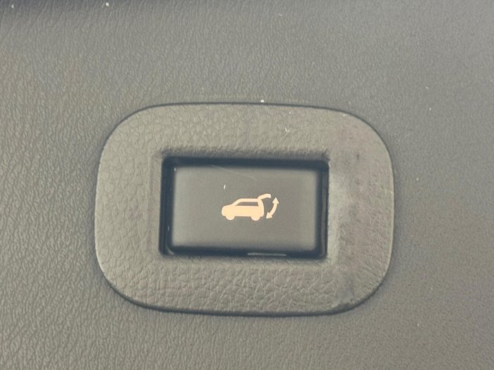 2024 Nissan Patrol Ti-L