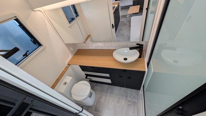 2025 Traveller 20' Destination Track My25