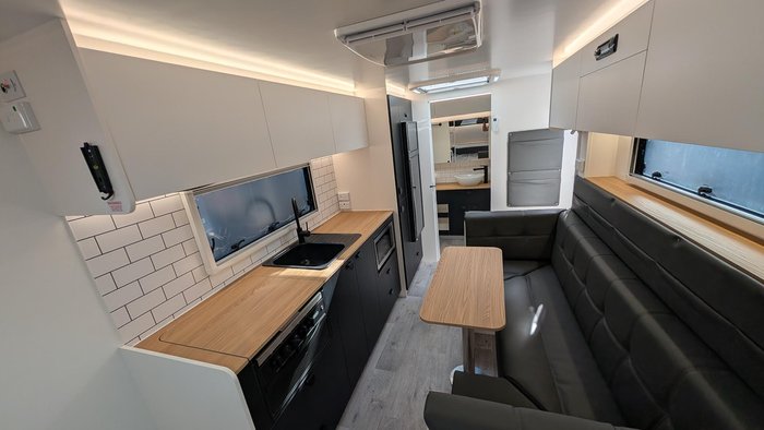2025 Traveller 20' Destination Track My25