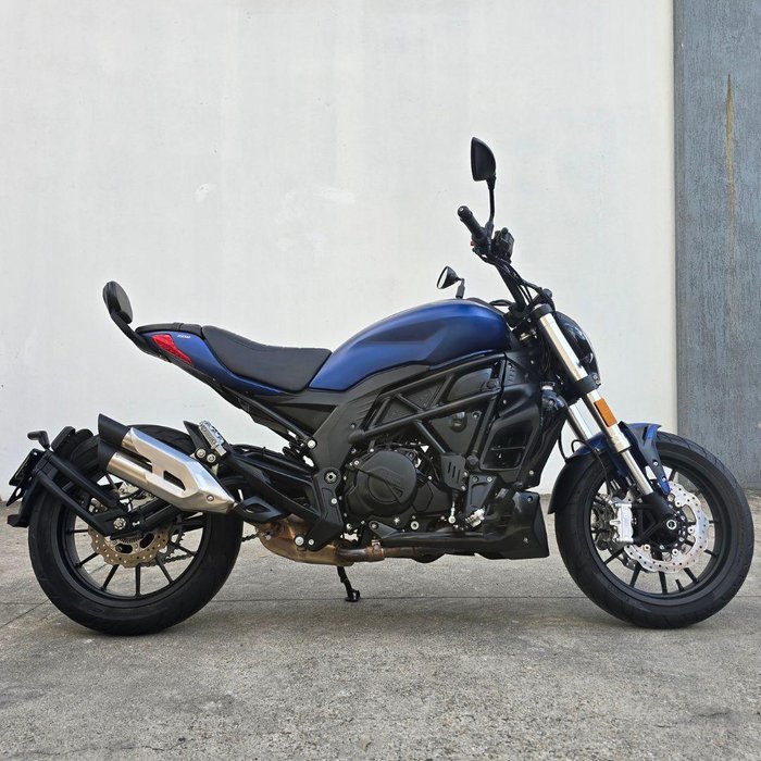 2021 Benelli 502C 502C Blue