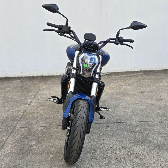 2021 Benelli 502C 502C Blue