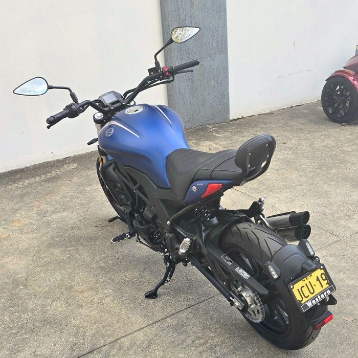 2021 Benelli 502C 502C Blue