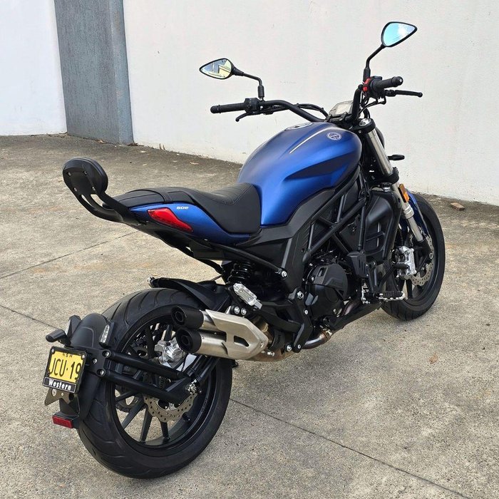 2021 Benelli 502C 502C Blue