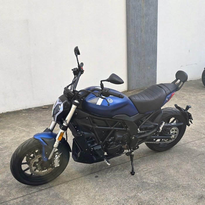 2021 Benelli 502C 502C Blue