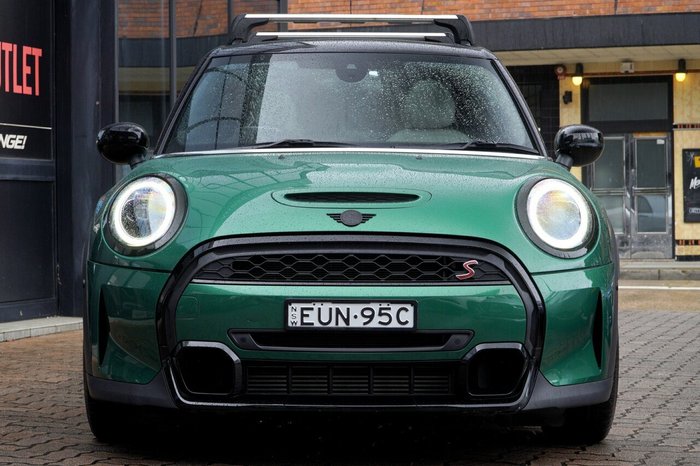 2022 Mini Hatch