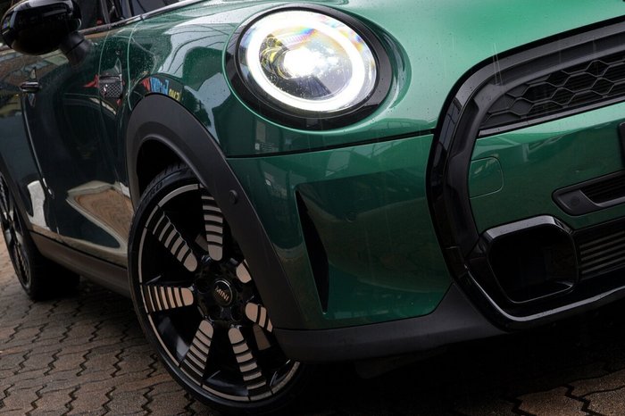 2022 Mini Hatch