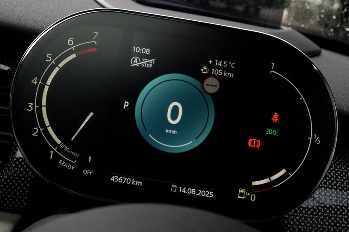 2022 Mini Hatch